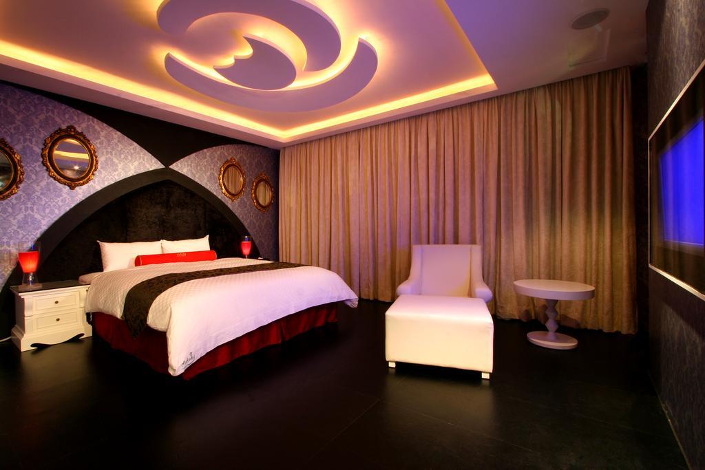 Melody Motel Кийлунг Екстериор снимка